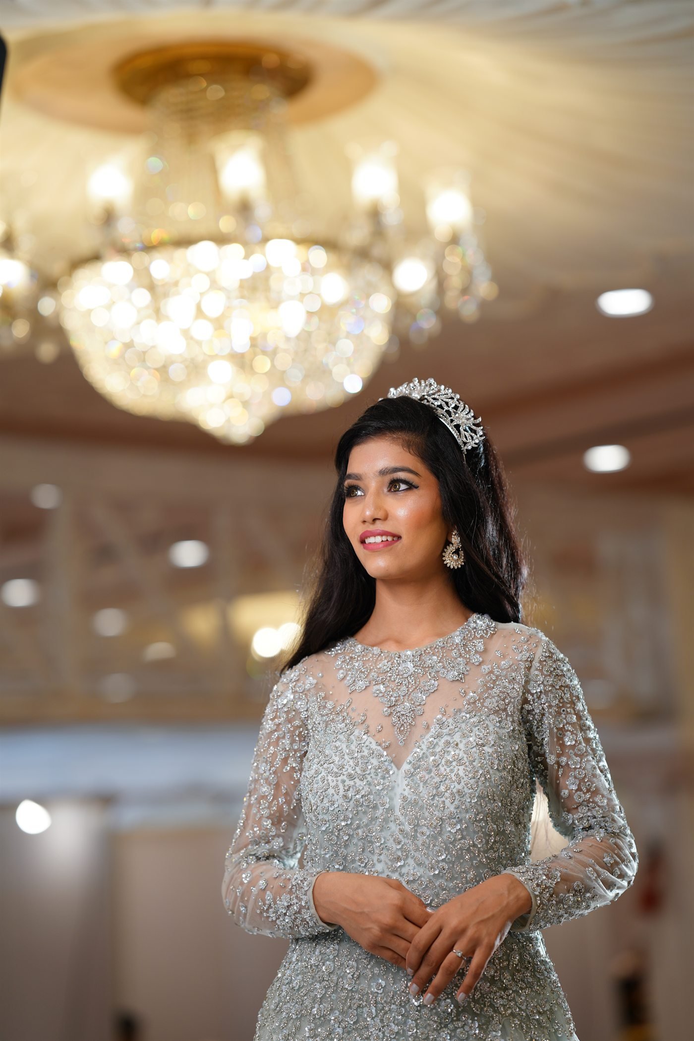 Elegant reception makeup and hairstyling look